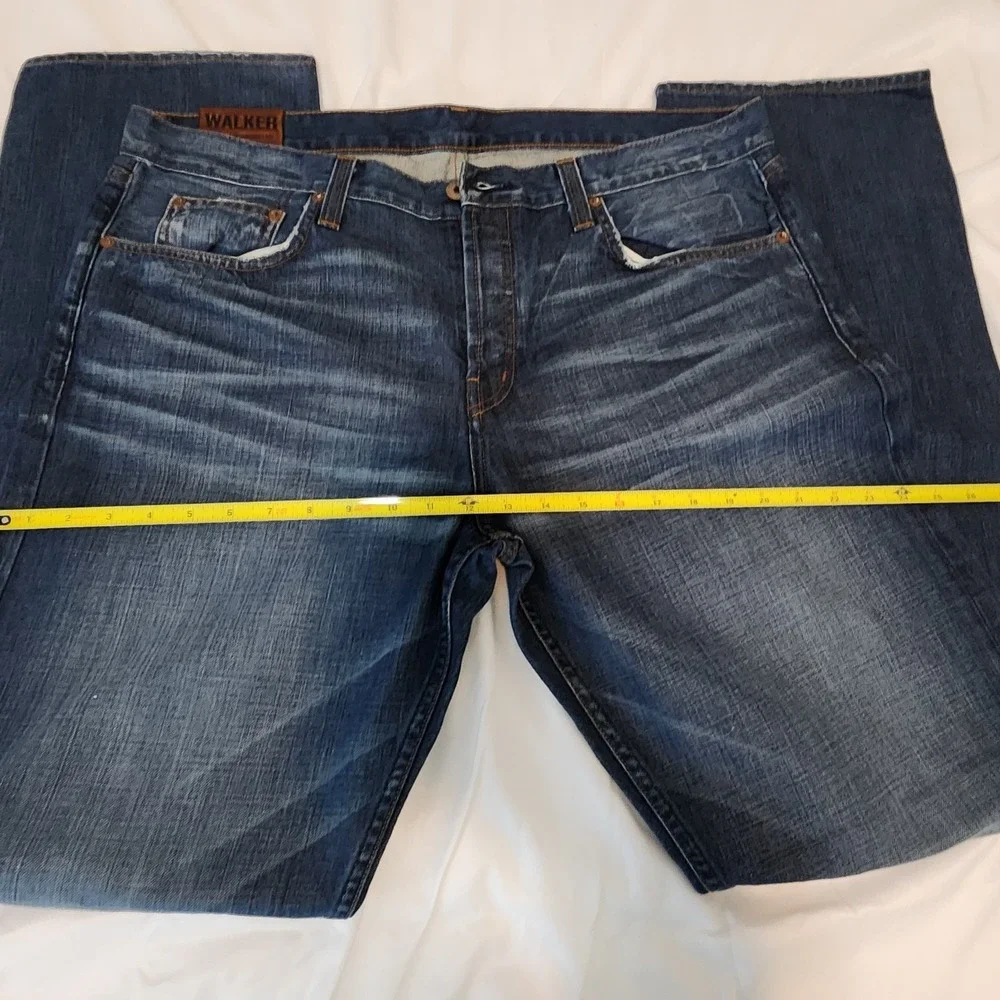 J.Brand Walker Relaxed Straight‎ Leg Size 38 Med Wash Blue Jeans. Button Fly Men